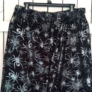 Celebrate Halloween Black and Silver Spiders and Spiderwebs Sz XL